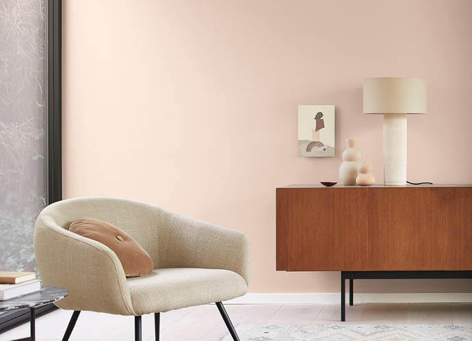 Wandfarbe Vornehmes Graurosa im Wohnzimmer